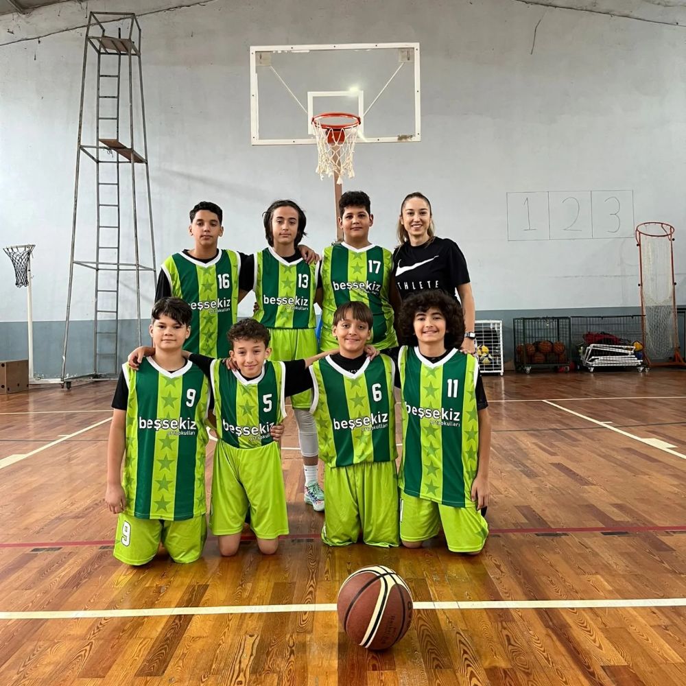 Basketbol Tak�m�m�z �l 3. s�