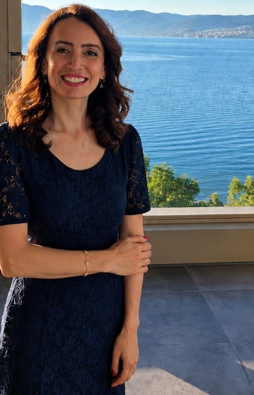 Merve Karab�y�k
